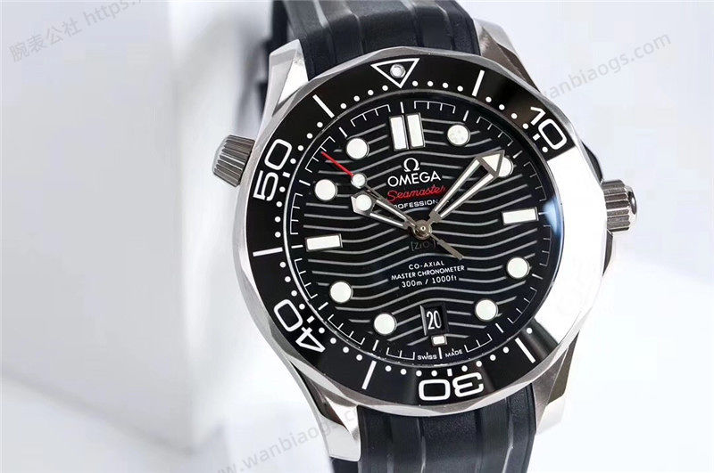 VS Factory Omega Seamaster 300m Seramik Kadran Saat İncelemesi — 2. fotoğraf