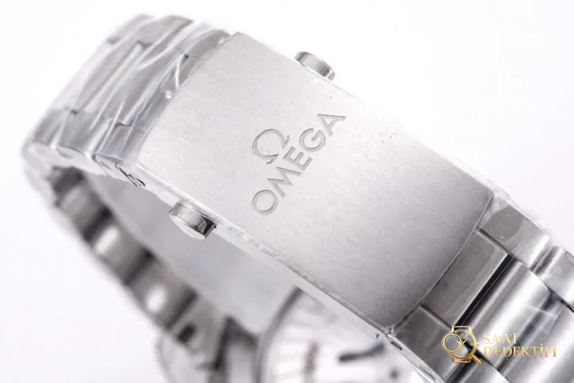 VS Factory Omega Seamaster 600 GMT replika ile orijinalin karşılaştırmalı incelemesi ve çift zaman dilimi fonksiyonu nasıl kullanılır? - Mekanizma Zemberek ve Balans Detayı