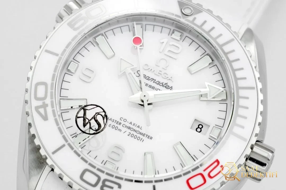 VS Factory Omega Seamaster 600 Kadın Kol Saati - Tokyo Olimpiyatları Limitli Sürüm - Bilekte Duruş ve Kasa Orantısı