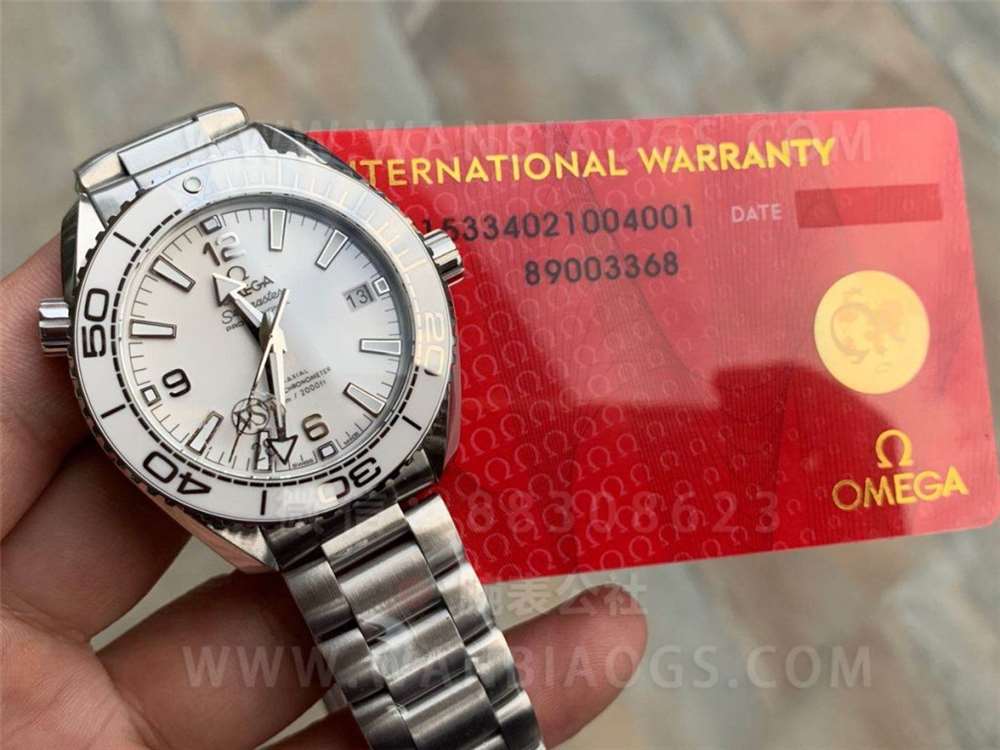 VS Factory Omega Seamaster 600 kadın seramik saat incelemesi - Seamaster'ların Chanel'i — 16. fotoğraf