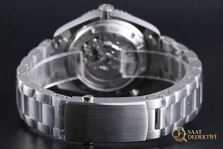 VS Factory Omega Seamaster 600M 232.30.42.21.01.003 replica watch - 45.5 mm - Phosphor and Super-LumiNova Night View
