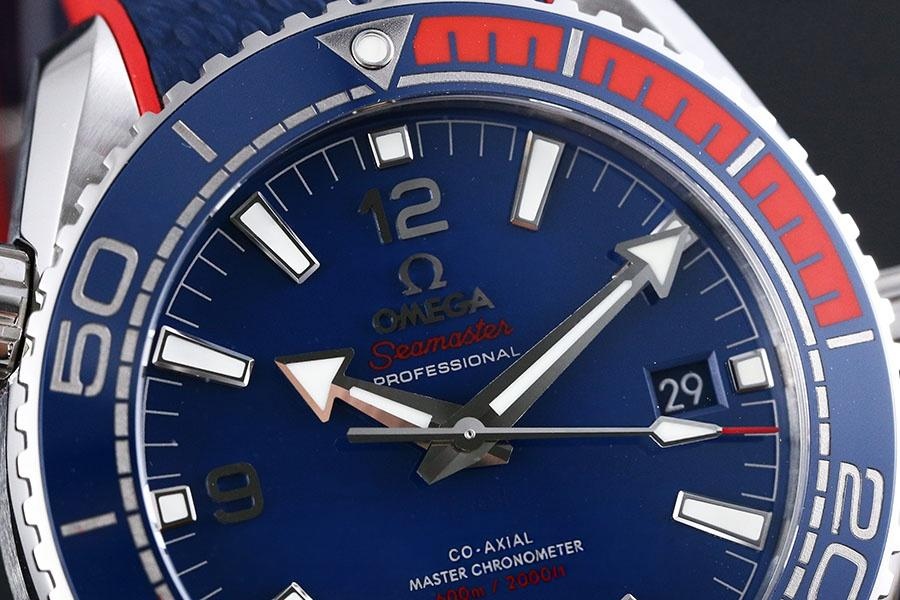 VS Factory Omega Seamaster 600M «Cola Bezel» Pyeongchang Olimpiyat replika kol saati - 522.32.44.21.03.001 — 3. fotoğraf