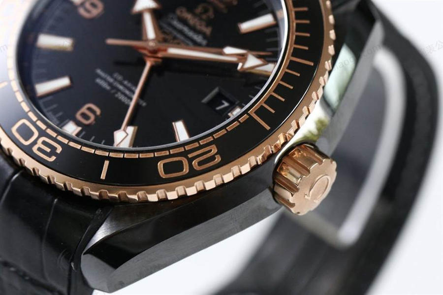 VS Factory Omega Seamaster 600M Deep Sea King saat incelemesi — 7. fotoğraf