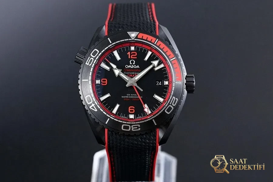 Omega Planet Ocean VS Factory İncelemesi - Ön Görünüm ve Kasa Tasarımı