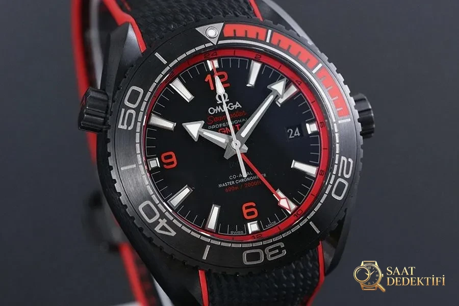 VS Factory Omega Seamaster 600m «Derin Deniz Kızılı» replika saat-215.92.46.22.01.003 - Kadran Detayı ve Bezel İşçiliği