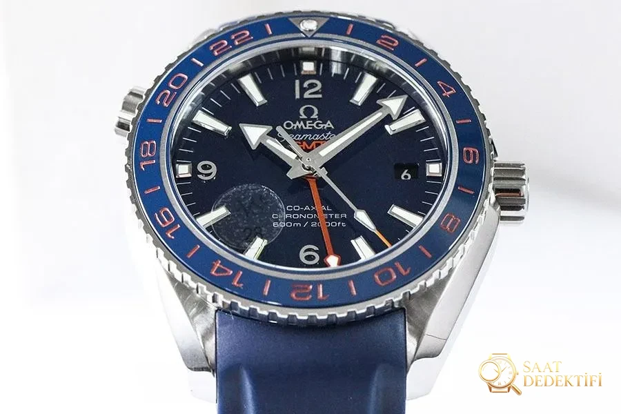 VS Factory Omega Seamaster 600m «Blue Bezel GMT» Bellissimo modello di collaborazione Planet replica orologio-232.30.44.22.03.001 - Bracciale, chiusura e meccanismo a clip