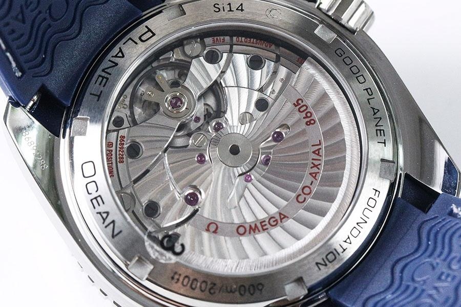 VS Factory Omega Seamaster 600m «Mavi Bezel GMT» Güzel Gezegen işbirliği modeli replika saat-232.30.44.22.03.001 — 8. fotoğraf