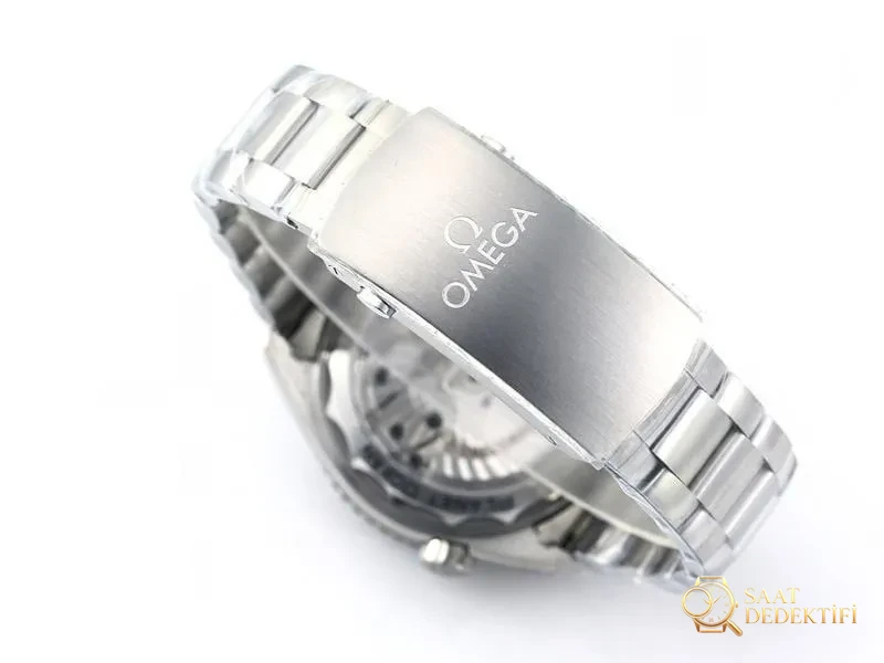 VS Factory Omega Seamaster 600M mavi kadran replika kol saati - VS saat - Fosfor ve Super-LumiNova Gece Görünümü