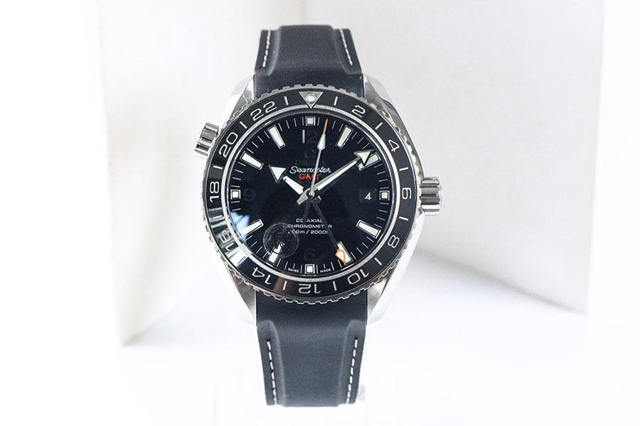 VS Factory Omega Seamaster 600m «Siyah Bezel GMT» replika kol saati-232.30.44.22.01.001 — 1. fotoğraf