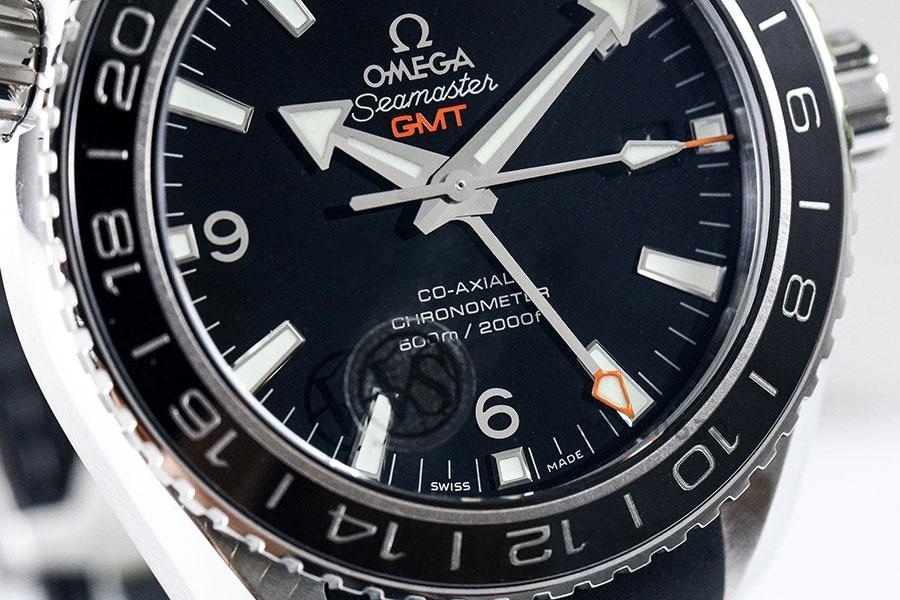 VS Factory Omega Seamaster 600m «Siyah Bezel GMT» replika kol saati-232.30.44.22.01.001 — 4. fotoğraf
