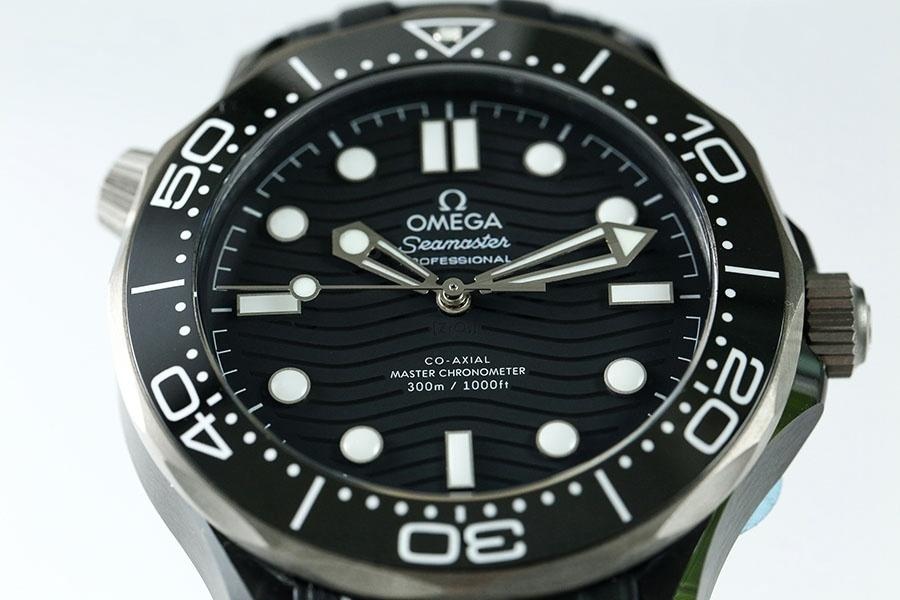 VS Factory Omega Seamaster 600M «Siyah Seramik» replika kol saati - 210.92.44.20.01.001 — 5. fotoğraf