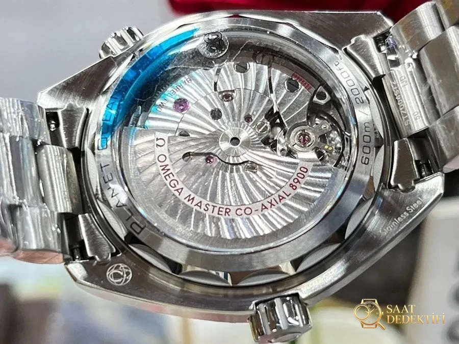 VS Factory Omega Seamaster 600M Titanyum Çeyrek Turuncu Replika Saat İncelemesi - Bilezik, Toka ve Klips Mekanizması