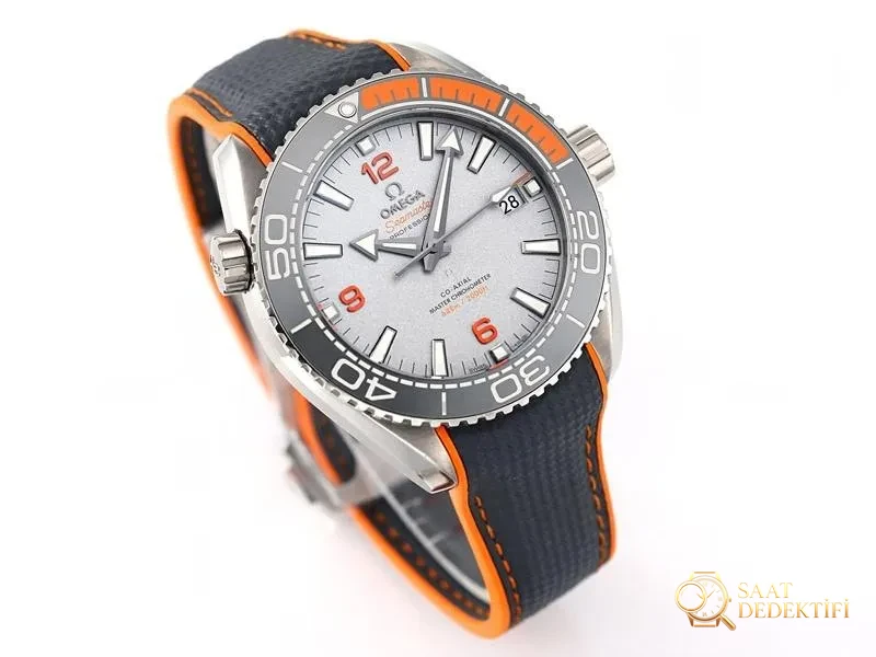 VS Factory Omega Seamaster 600M Titanyum Versiyon Çeyrek Turuncu Replika Kol Saati - VS Saat - Kadran Detayı ve Bezel İşçiliği