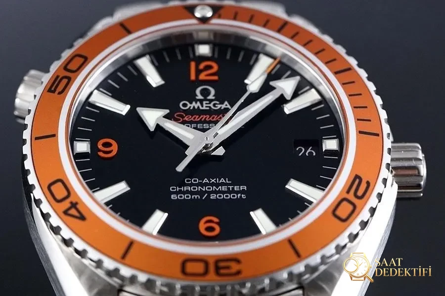 VS Factory Omega Seamaster 600m «Orange Bezel» Replica Watch - 45.5 mm - Bracelet, Buckle and Clip Mechanism