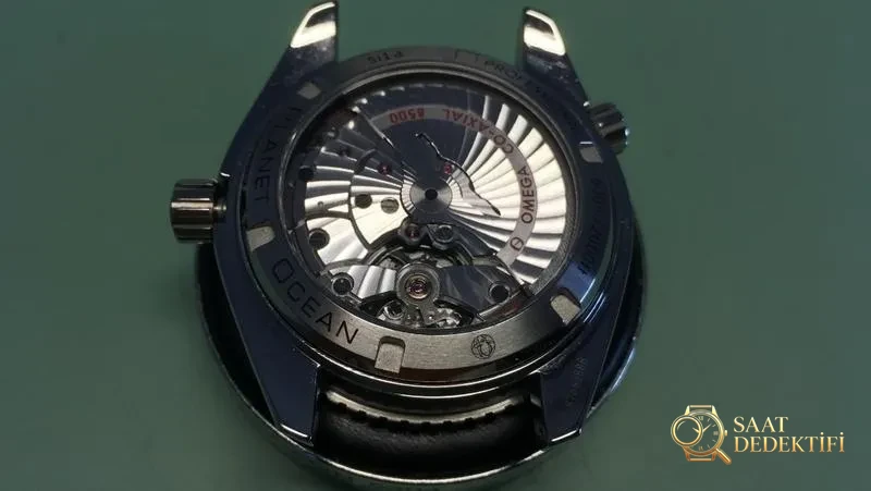 Omega 8500 VS Factory İncelemesi - Ön Görünüm ve Kasa Tasarımı