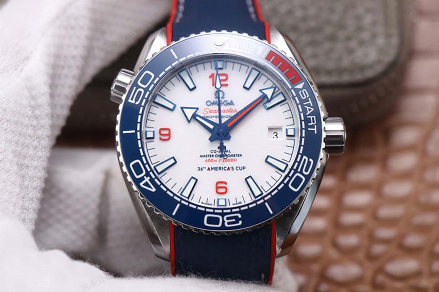 VS Factory Omega Seamaster America's Cup modeli inceleme — 2. fotoğraf
