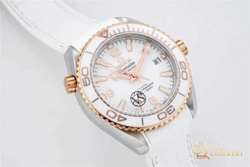 VS Factory Omega Seamaster Planet Ocean 600 iki renk rose gold «Kadın Dalış Saati» detaylı inceleme - Fosfor ve Super-LumiNova Gece Görünümü