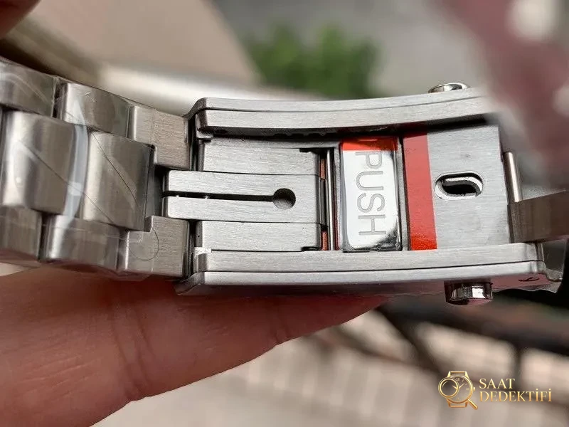 VS Factory Omega Seamaster Planet Ocean Çeyrek Turuncu Saat İncelemesi - Klips Kilidi ve Lazer Damgalar