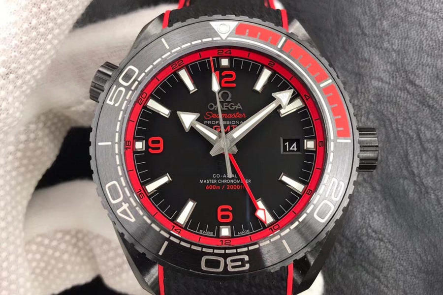 VS Factory Omega Seamaster Planet Ocean Deep Black Red incelemesi — 1. fotoğraf