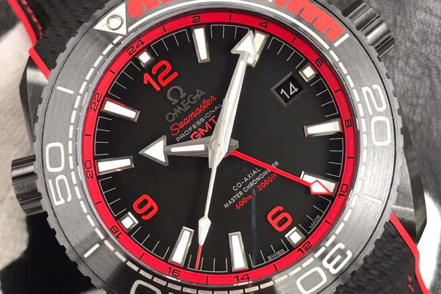 VS Factory Omega Seamaster Planet Ocean Deep Black Red incelemesi — 3. fotoğraf