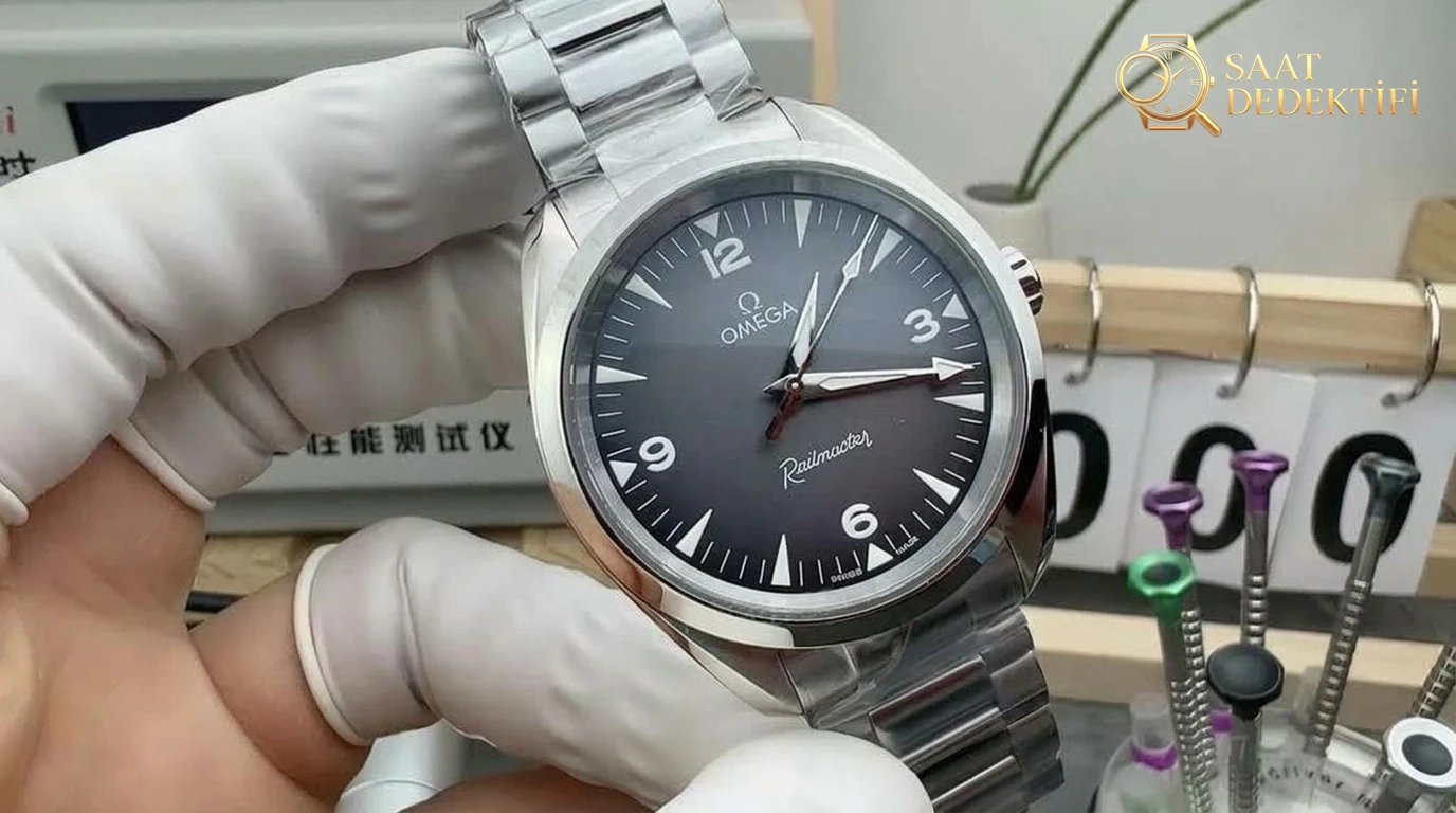 VS Factory Omega Seamaster Railmaster 38 mm Examen de la fabrication - Détails du cadran et finition de la lunette