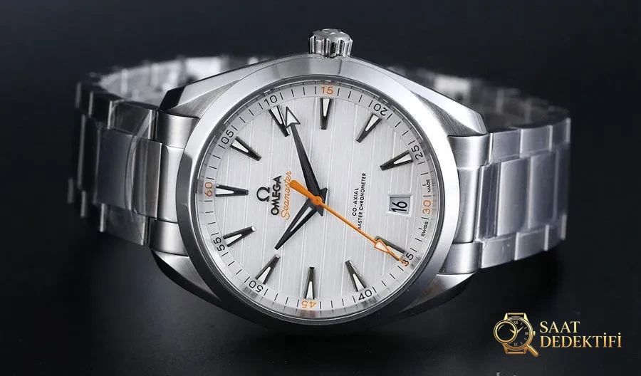 VS Factory Omega Seamaster serisi 150M teak beyaz kadran turuncu ibreli model saat incelemesi - Kadran Detayı ve Bezel İşçiliği