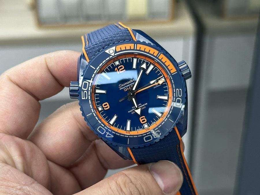 VS Factory Omega Seamaster Serisi «Berrak Deniz Mavisi» Replika Kol Saati - 215.92.46.22.03.001 — 2. fotoğraf