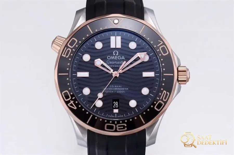 VS Factory Omega yeni Seamaster 300M (çift renk rose gold) saat incelemesi - Kadran Detayı ve Bezel İşçiliği