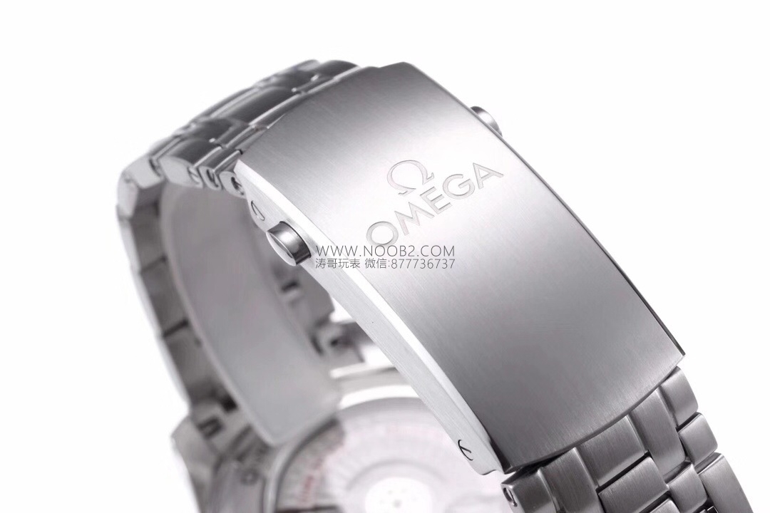 VS Factory Omega Yeni Seamaster 300m Panda Göz Siyah Bezel Beyaz Seramik Kadran 42 mm Replika Saat Görsel İnceleme — 10. fotoğraf