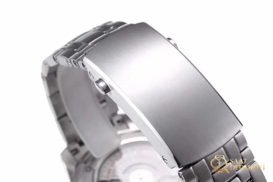 VS Factory Omega Yeni Seamaster 300m Panda Göz Siyah Bezel Beyaz Seramik Kadran 42 mm Replika Saat Görsel İnceleme - Mekanizma Zemberek ve Balans Detayı