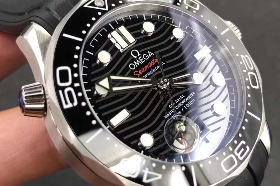 VS Factory Omega yeni Seamaster 300M seramik kadran, 8800 mekanizma saat incelemesi — 2. fotoğraf