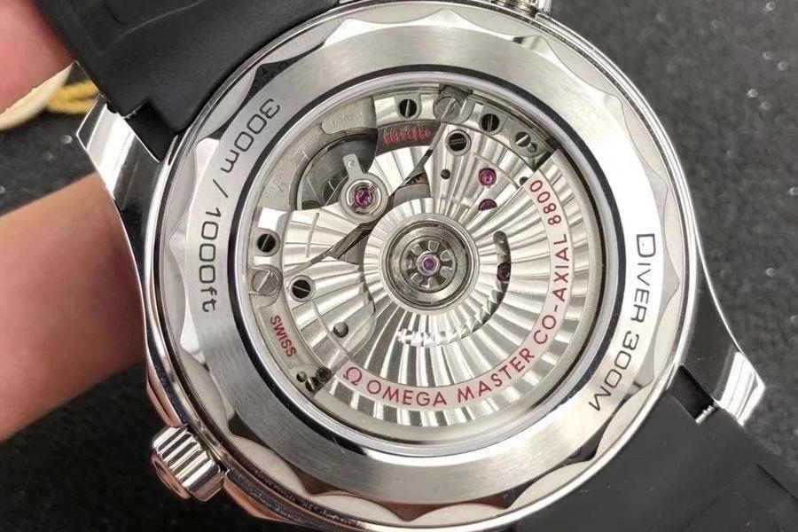 VS Factory Omega yeni Seamaster 300M seramik kadran, 8800 mekanizma saat incelemesi — 6. fotoğraf