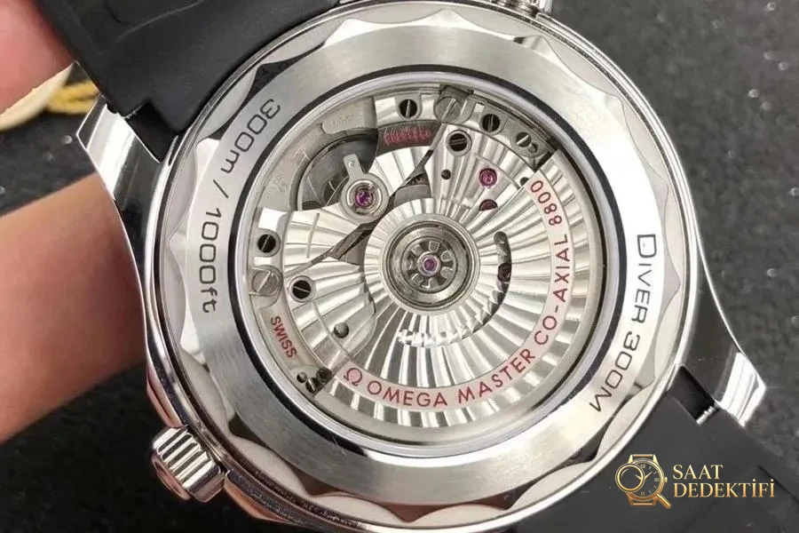 VS Factory Omega yeni Seamaster 300M seramik kadran, 8800 mekanizma saat incelemesi - Makro Kadran ve İndeks İşçiliği