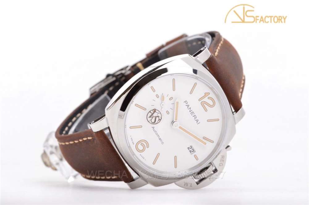 VS Factory Panerai 1046 «Süper İnce» 42 mm uniseks saat incelemesi — 16. fotoğraf