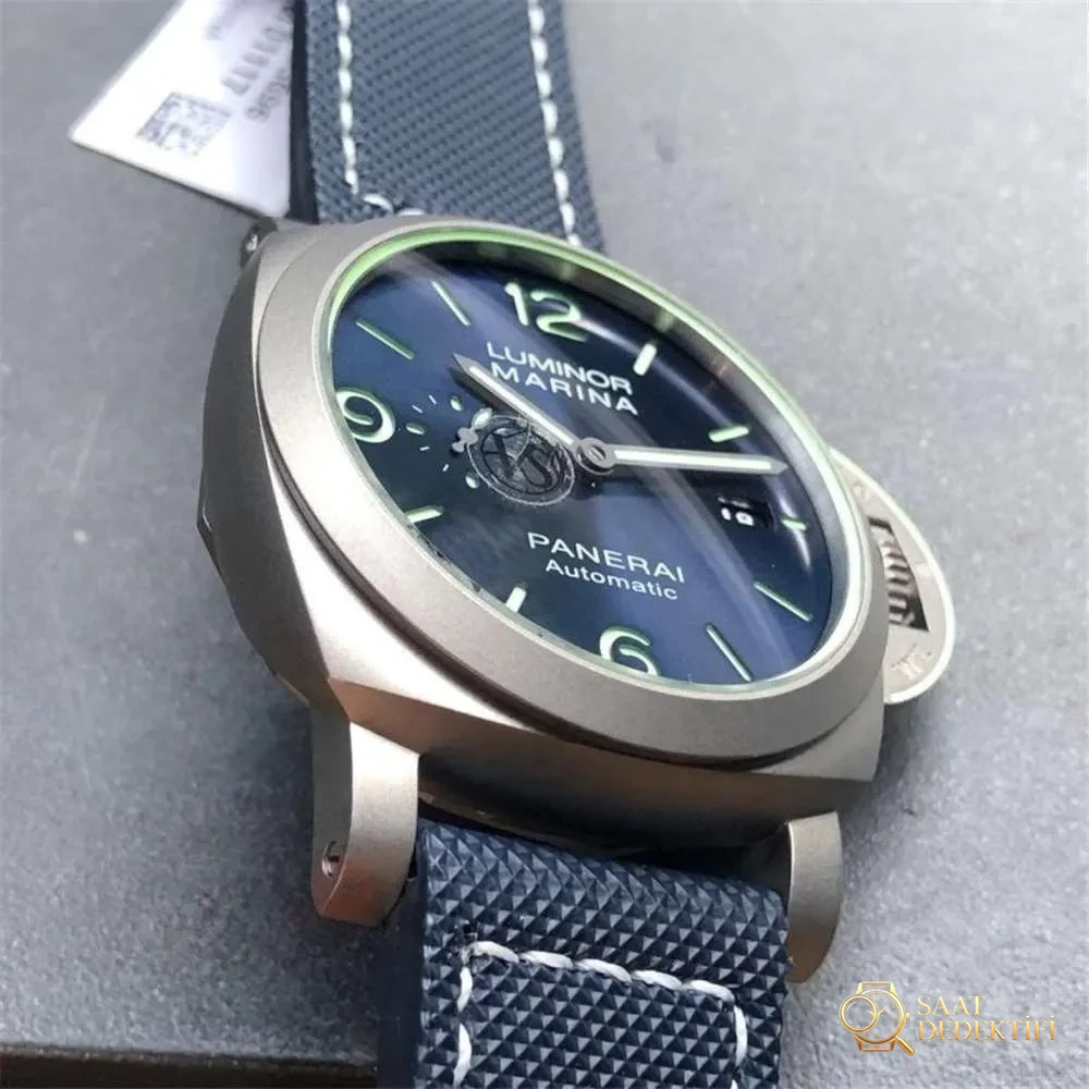 VS Factory Panerai 1117 «Super Lume Saat» İşçilik İncelemesi - Arka Kapak ve Mekanizma Detayı