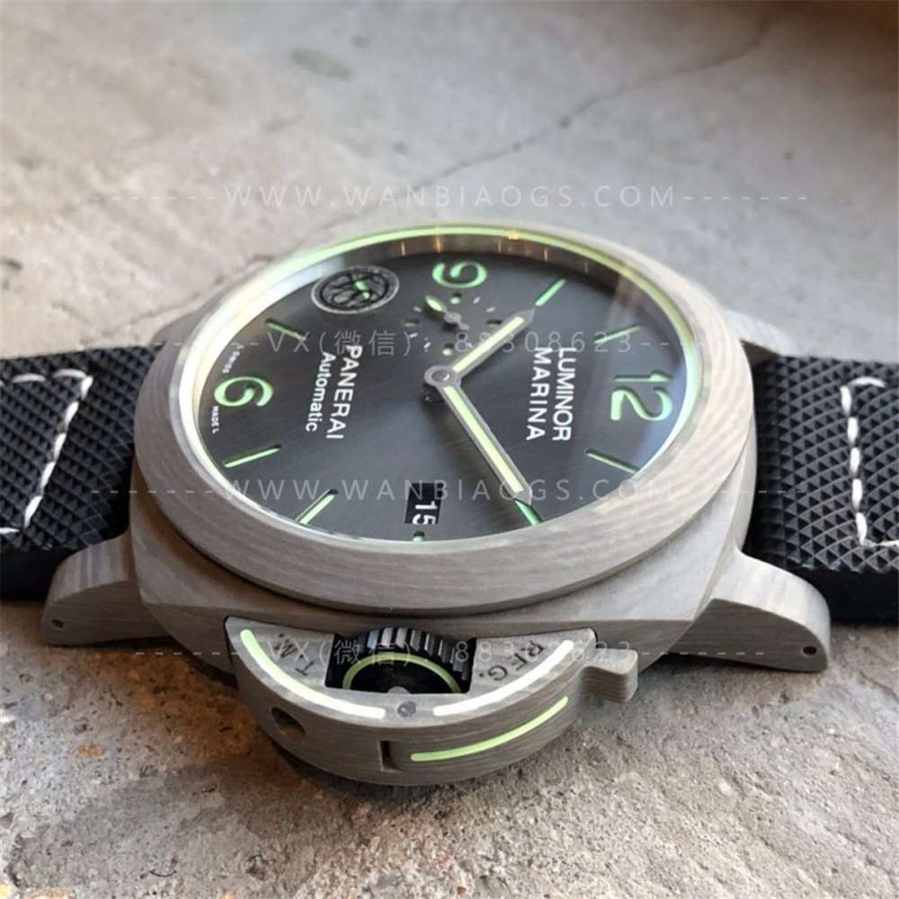 VS Factory Panerai 1119 Bazalt Fiber Kol Saati İncelemesi - Efsanevi Lume Klasiğine Saygı — 14. fotoğraf