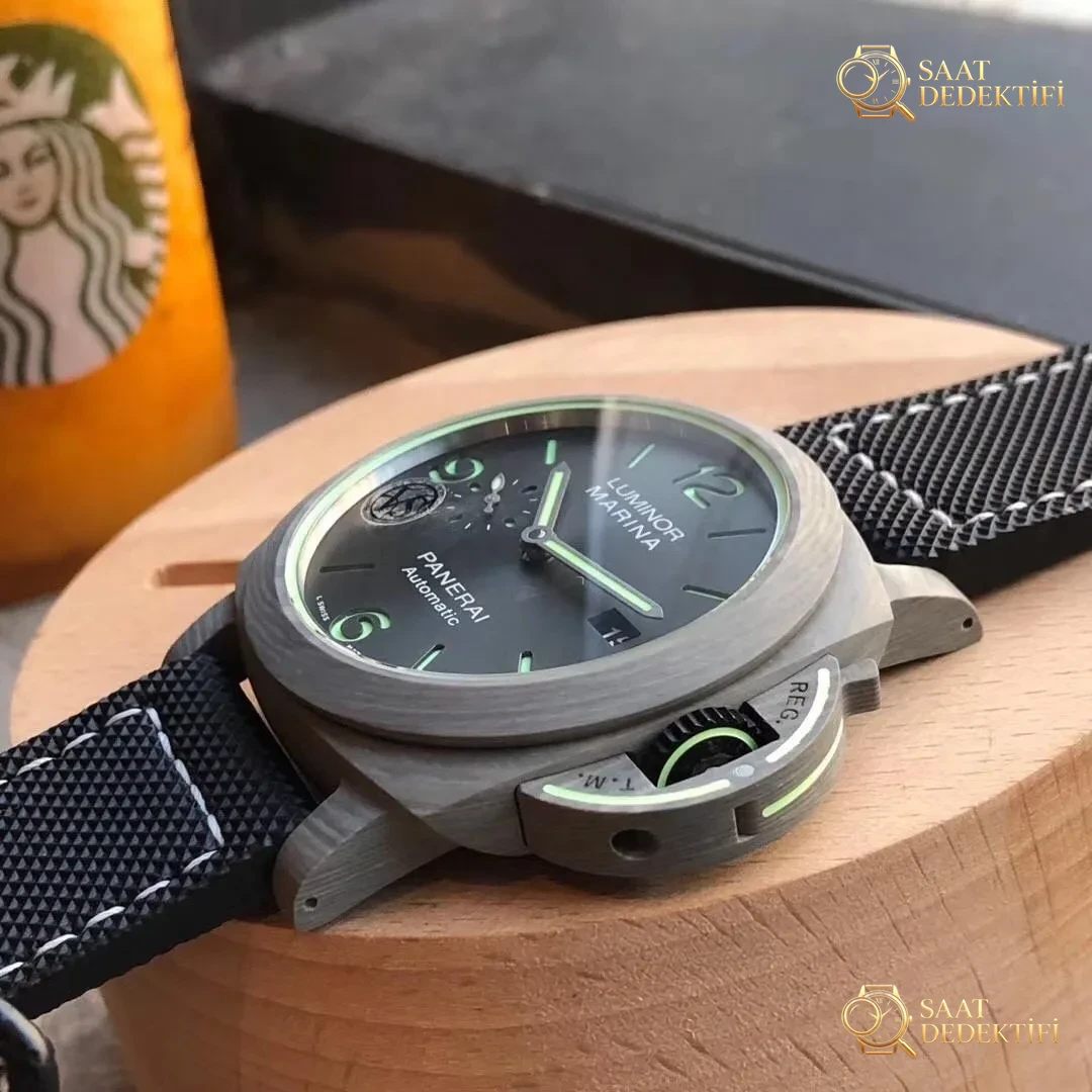 VS Factory Panerai 1119 Karbon Fiber Lume Saat - Bilekte Duruş ve Kasa Orantısı