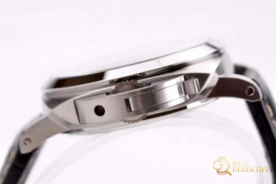 VS Factory Panerai 1312 kolundayken bir bakışta anlaşılan replika mı? - Fosfor ve Super-LumiNova Gece Görünümü