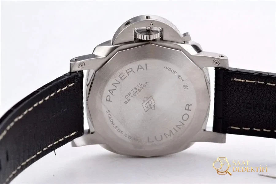 VS Factory Panerai 1312 kolundayken bir bakışta anlaşılan replika mı? - Yan Profil ve Kordon Bağlantısı