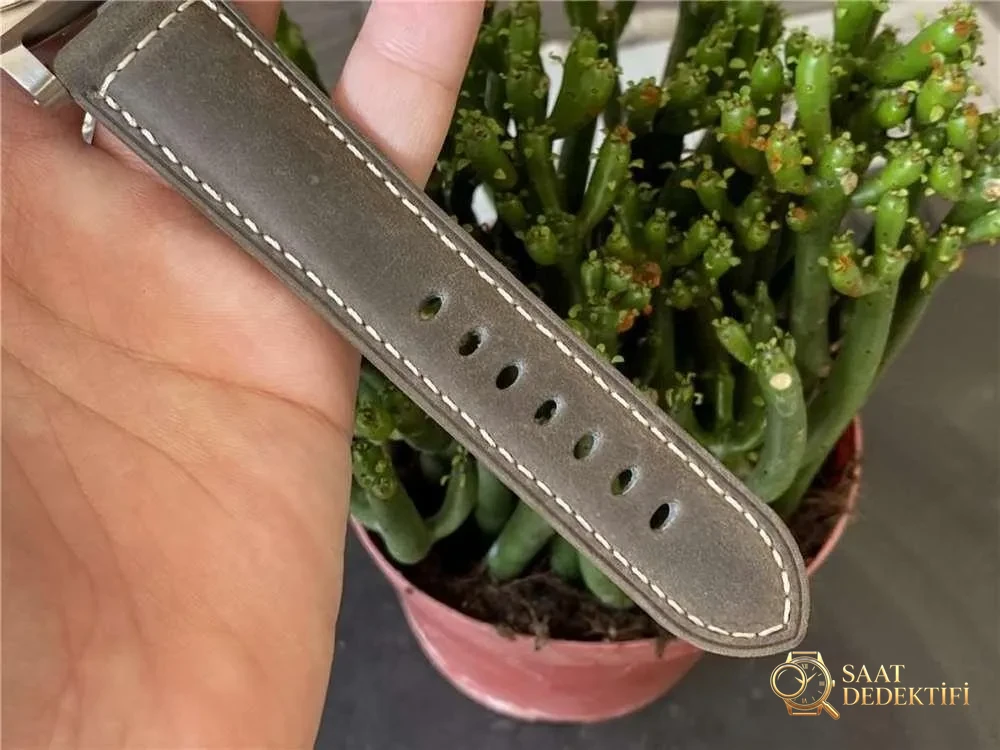 VS Factory Panerai 1314 «Beyaz Prens» minimalizm ruhlu kol saati - Mekanizma Çark Dizilimi ve Taş Yatakları