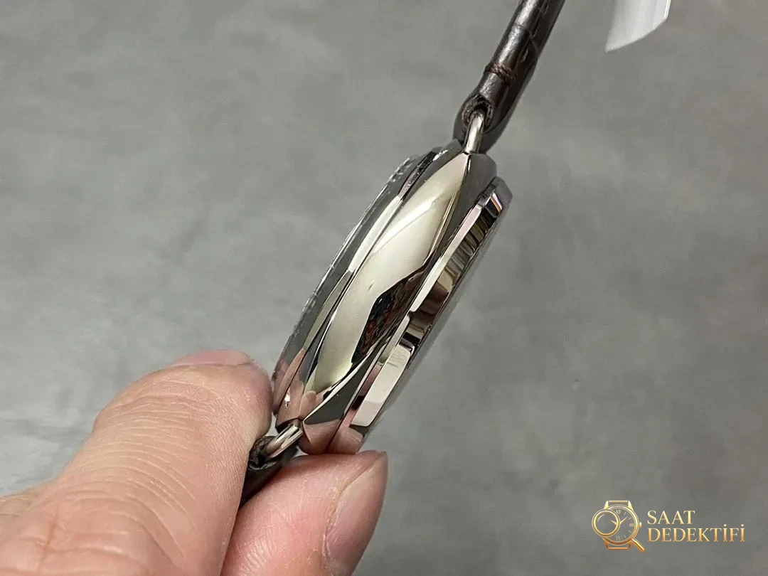 VS Factory Panerai 1386, 1294, 1292: P900 mekanizmalı, köprüsüz 40 mm kasa işçilik incelemesi - Tepe Koruması ve Ayar Fonksiyonu