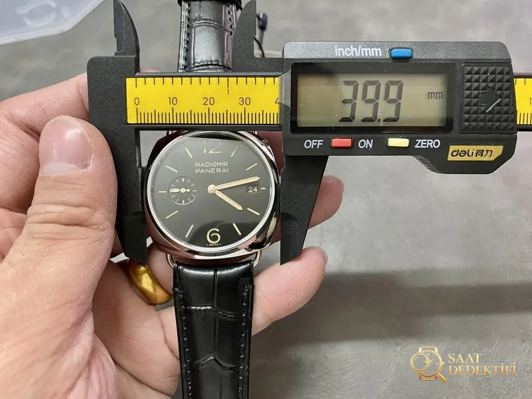 VS Factory Panerai 1386, 1294, 1292: P900 mekanizmalı, köprüsüz 40 mm kasa işçilik incelemesi - Toka İçi Mikro Ayar Mekanizması