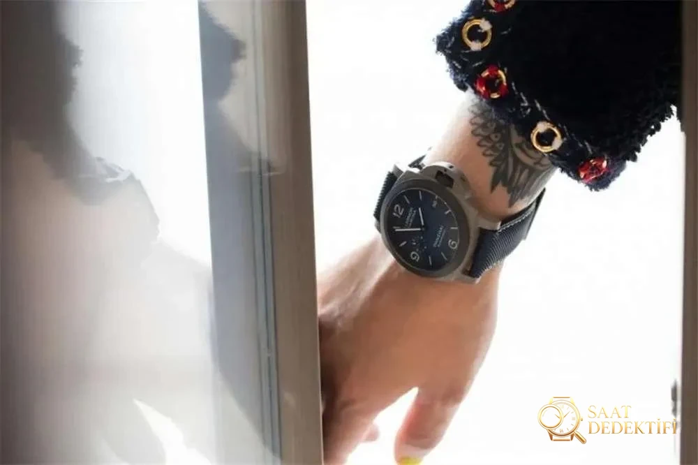 VS Factory Panerai 1663 «Fibratech Karbon Fiber Malzeme» Dumanlı Mavi Kadran İlk İnceleme - Bilekte Duruş ve Kasa Orantısı