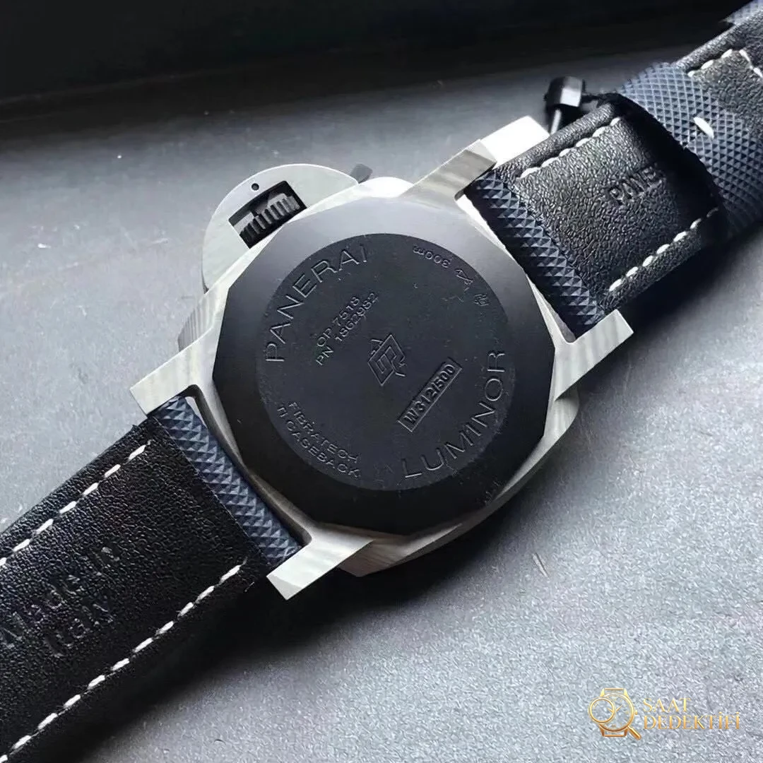 VS Factory Panerai 1663 Karbon Fiber Dumanlı Mavi Kadranlı Saat Gerçek Çekim İncelemesi - Bilekte Duruş ve Kasa Orantısı
