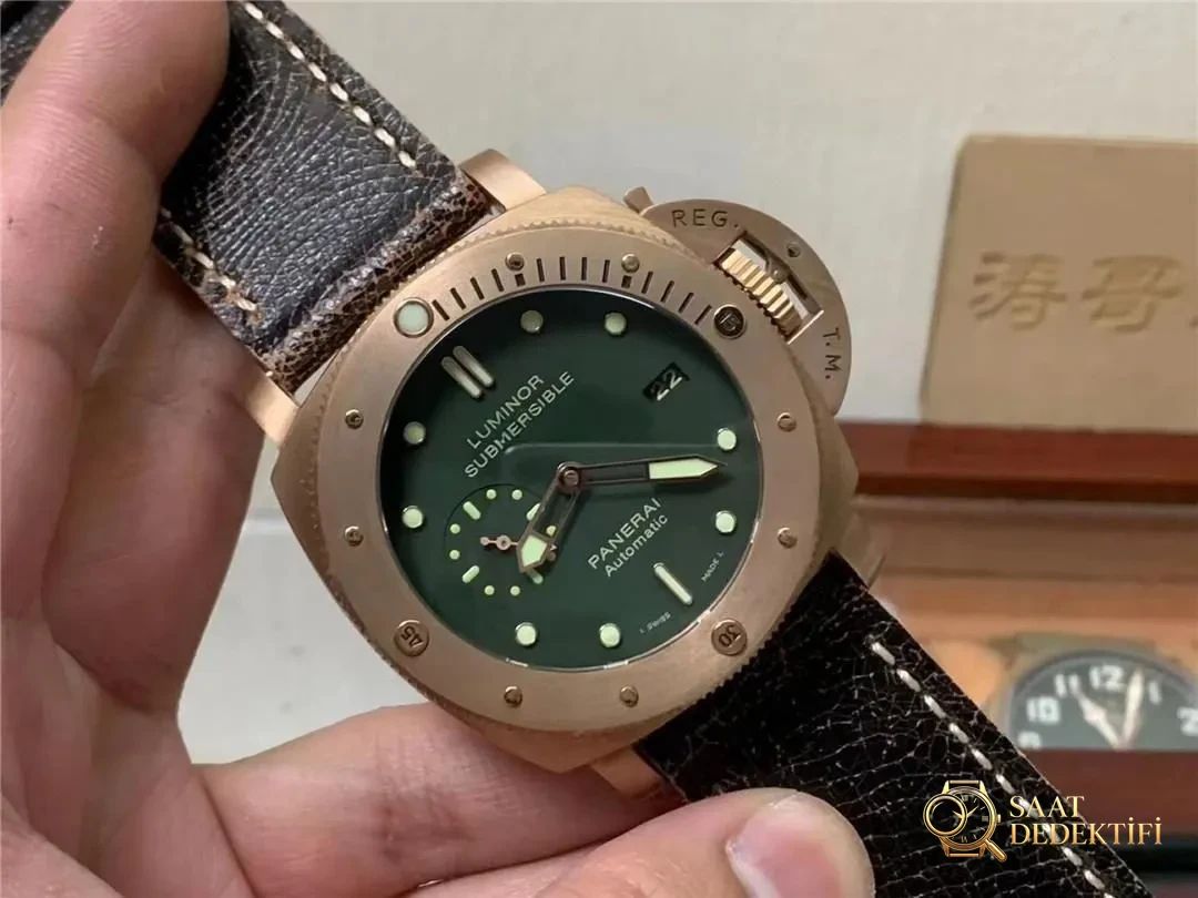 VS Factory Panerai 382 Bronz ilk bakışta replika belli olur mu? Sert erkeğin saati - Kadran Detayı ve Bezel İşçiliği