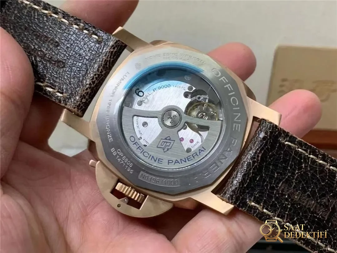 VS Factory Panerai 382 Bronz ilk bakışta replika belli olur mu? Sert erkeğin saati - Mekanizma Zemberek ve Balans Detayı