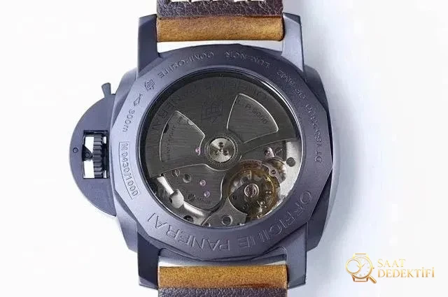 VS Factory Panerai 386 V2 versiyonunun işçiliği nasıl? - Fosfor ve Super-LumiNova Gece Görünümü
