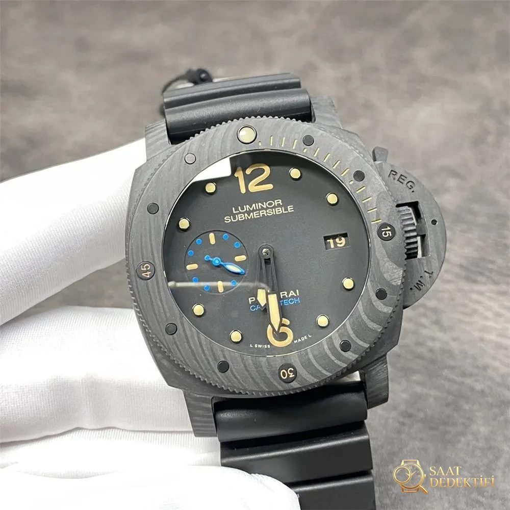 VS Factory Panerai 616 V3 versiyonunda hangi noktalar geliştirildi? - Bilekte Duruş ve Kasa Orantısı