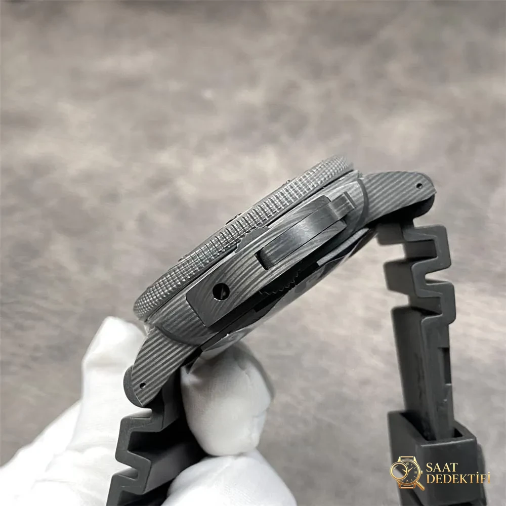 VS Factory Panerai 616 V3 versiyonunda hangi noktalar geliştirildi? - Mekanizma Zemberek ve Balans Detayı