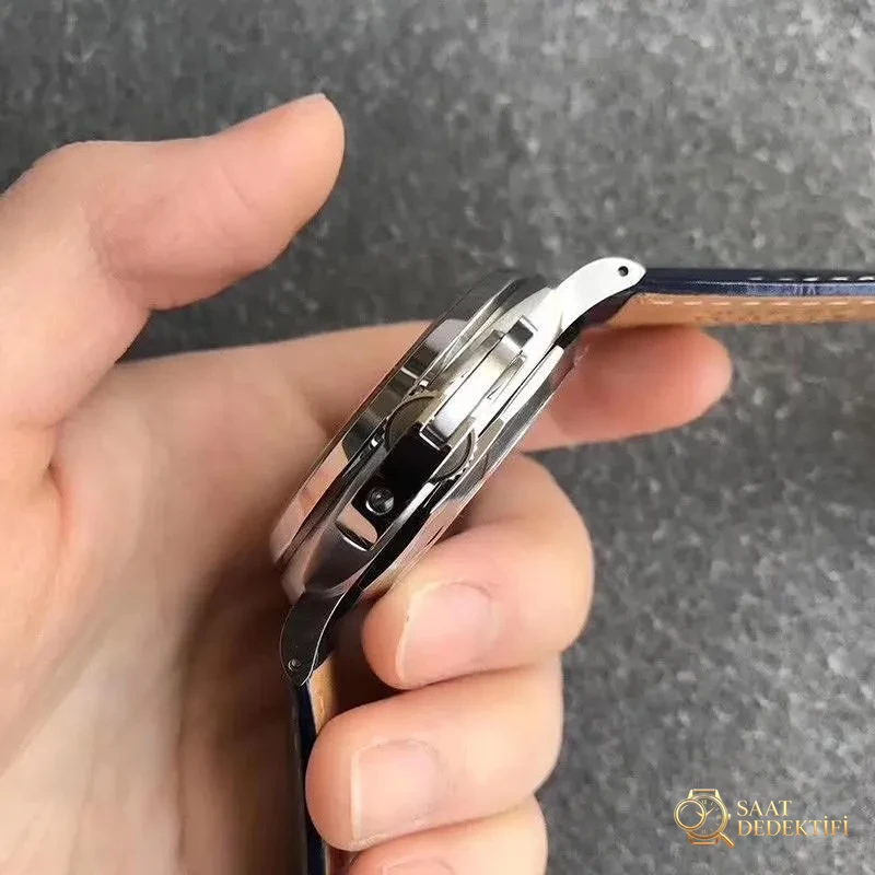 VS Factory Panerai LUMINOR DUE Serisi PAM00927 Saat İncelemesi - Arka Kapak ve Mekanizma Detayı